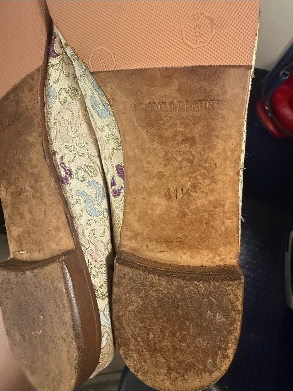Manolo Blahnik Gold Brocade Pointed Toe Ballet Flats size EU 41.5 - Picture 7 of 7